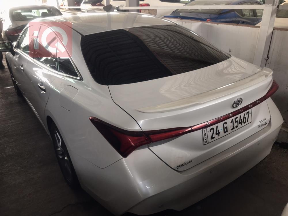 Toyota Avalon